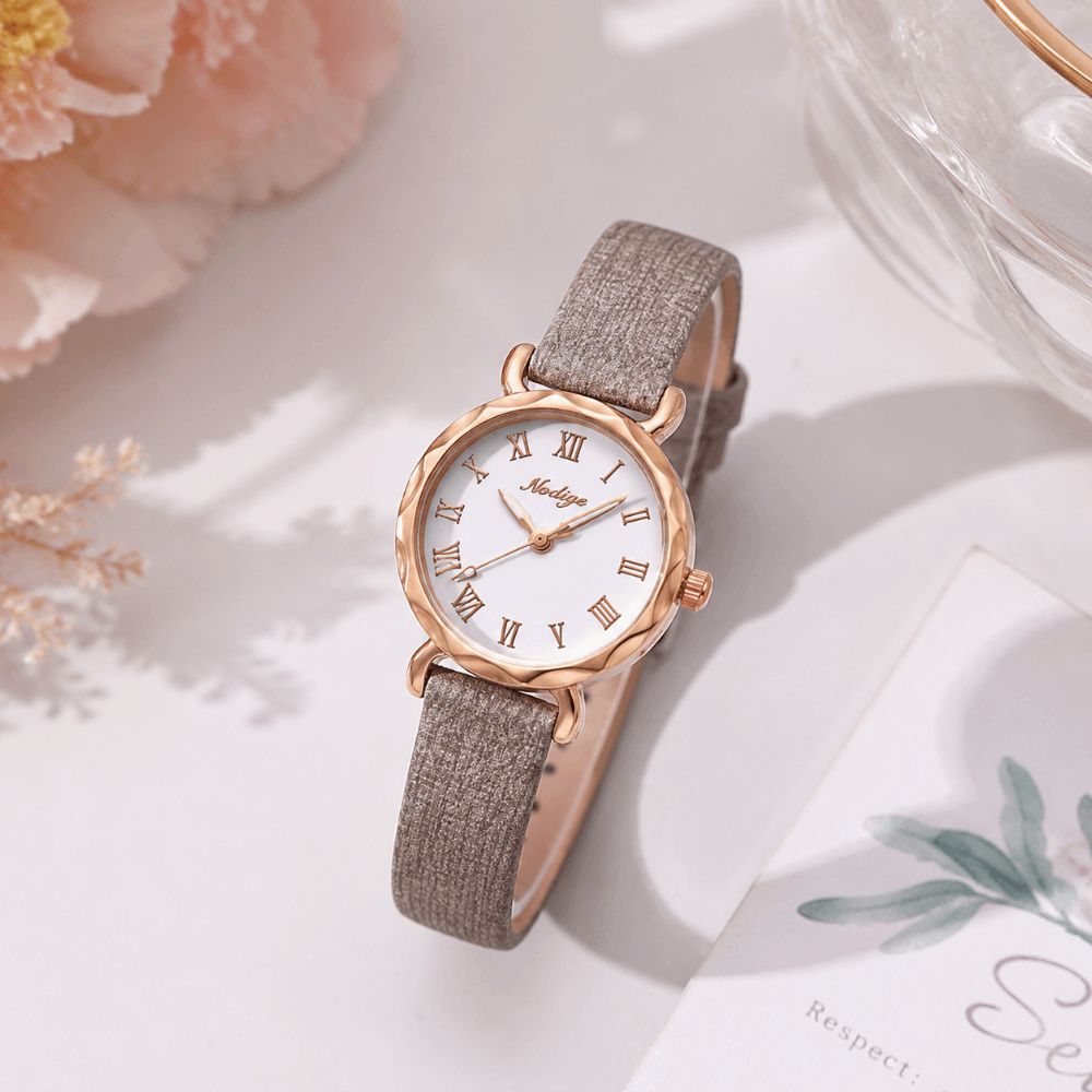 新しいレザーストラップ腕時計女性用防水正確なクォーツ時計エレ - Women Accessories Display のレビューと価格